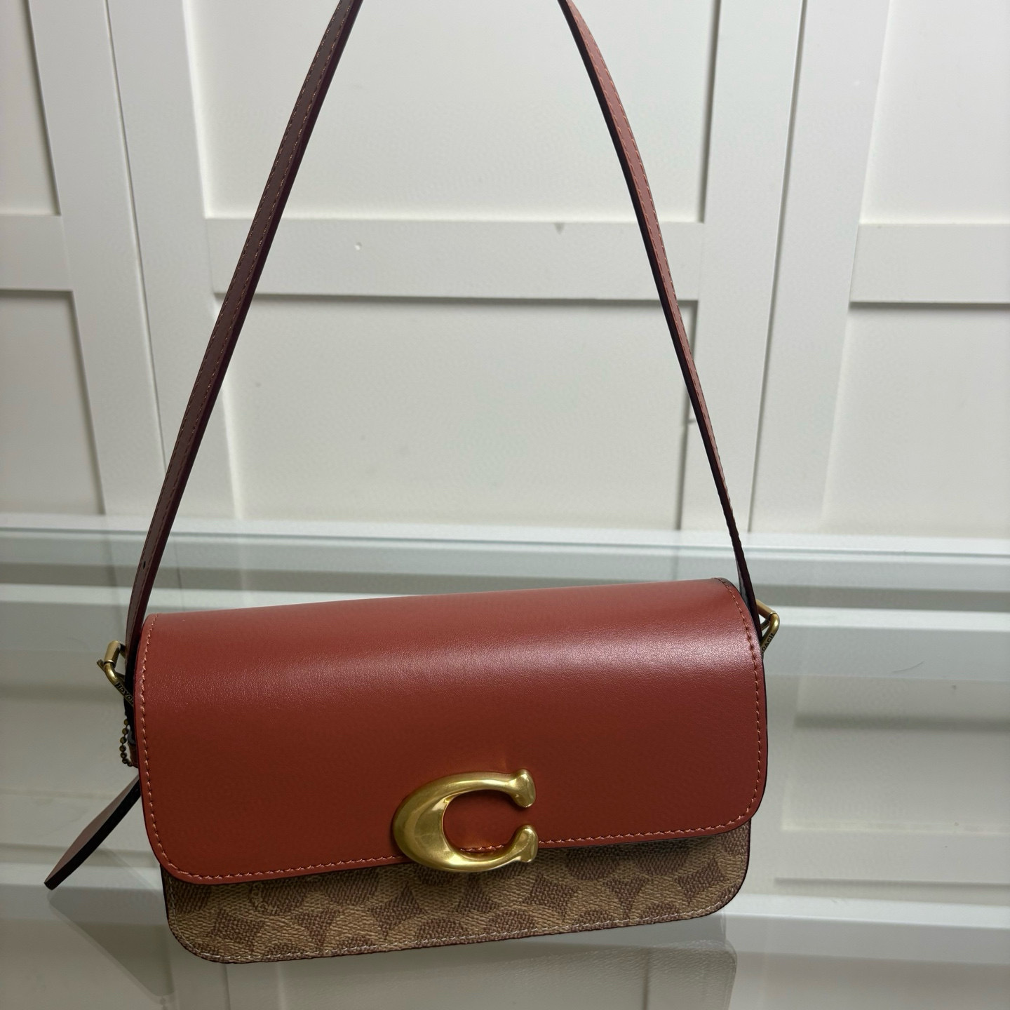 Coach Tabby Shoulder Bag in Signature